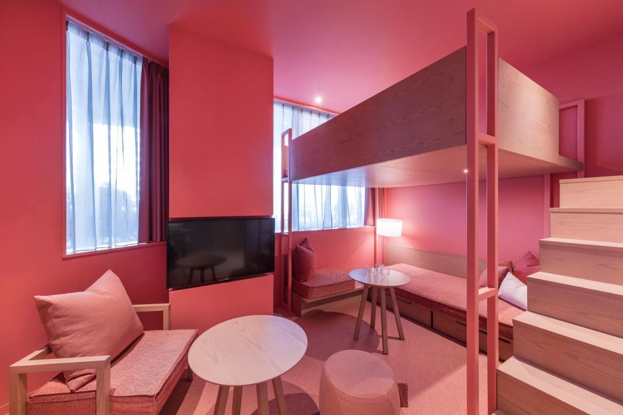 Toggle Hotel Suidobashi Tokyo prefektur Exteriör bild
